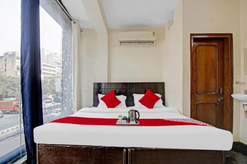 Нью-Дели: OYO Flagship 703124 Hotel The Royal