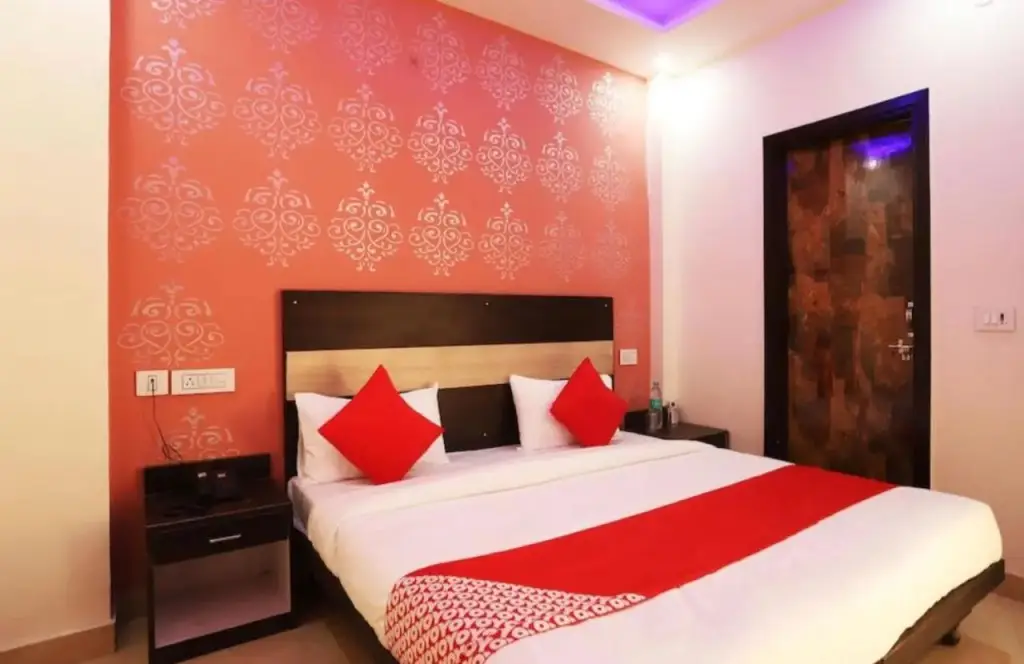 Нью-Дели: Oyo Flagship 71194 Hotel Br Inn