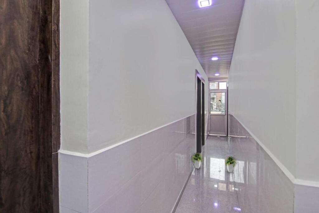 Нью-Дели: OYO Flagship 702548 BAWANA GUEST HOUSE