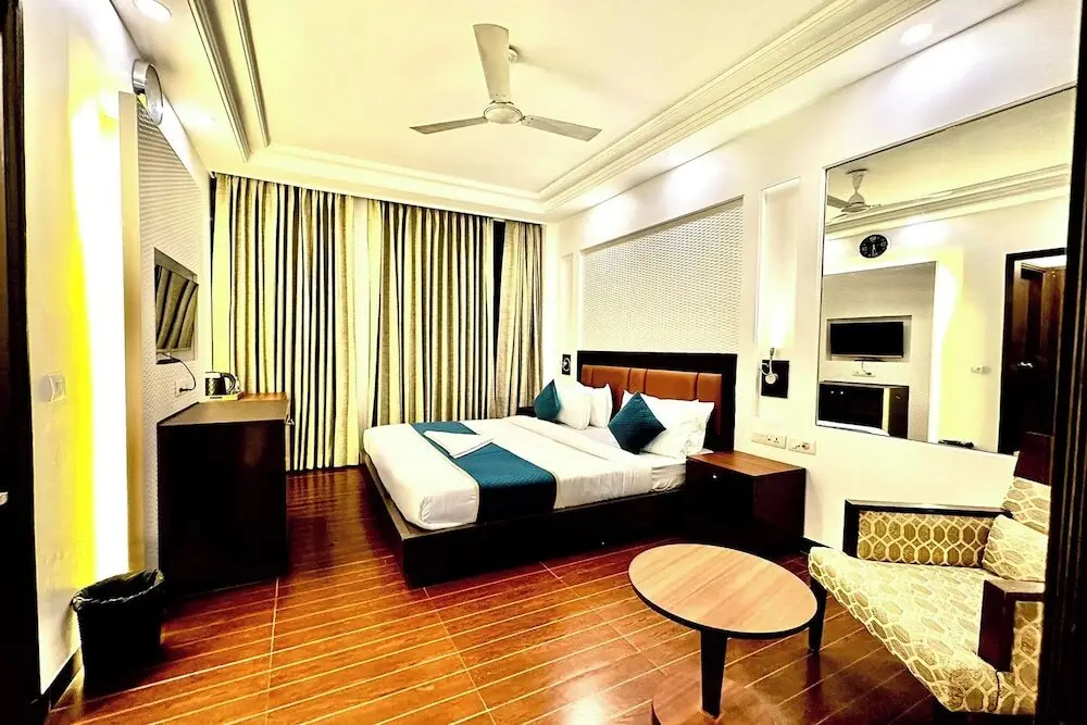 Нью-Дели: Hotel The Imperio
