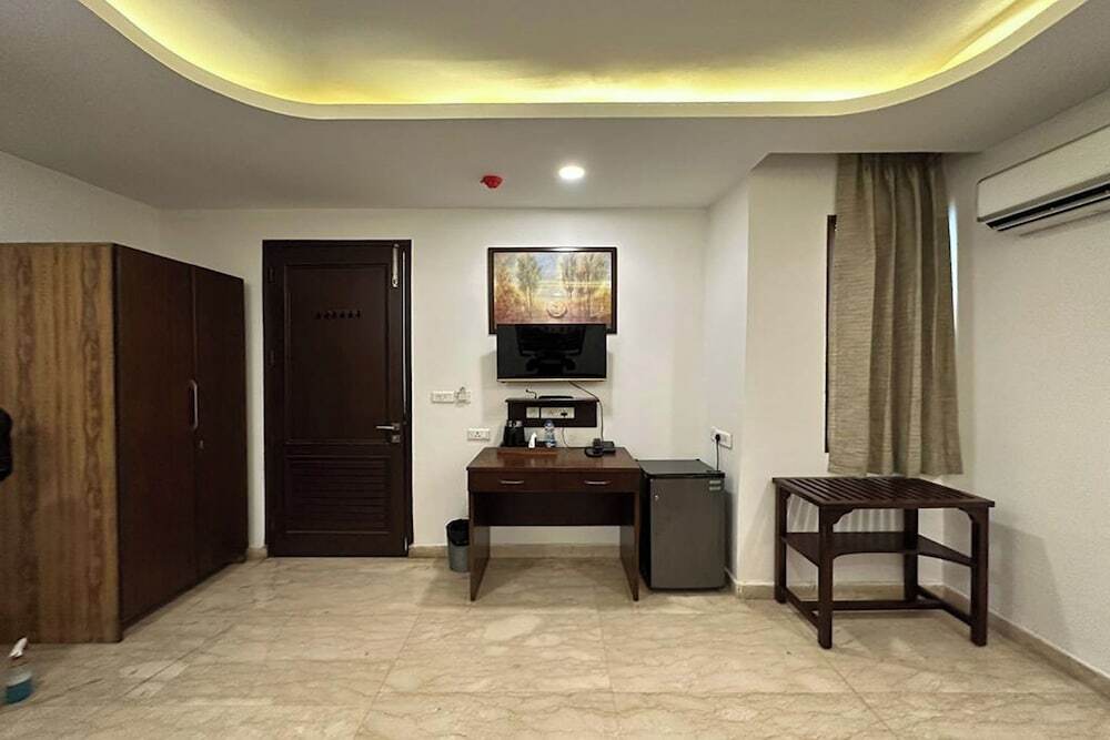 Нью-Дели: Hotel The Imperio