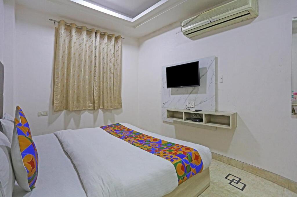Нью-Дели: Hotel Sterling Inn, New Delhi