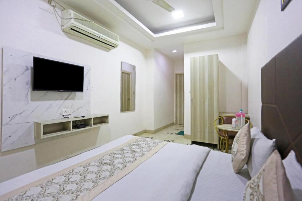 Нью-Дели: Hotel Sterling Inn, New Delhi