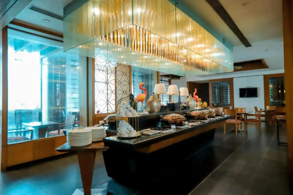 Нью-Дели: Oodles Hotel Chhattarpur South Delhi