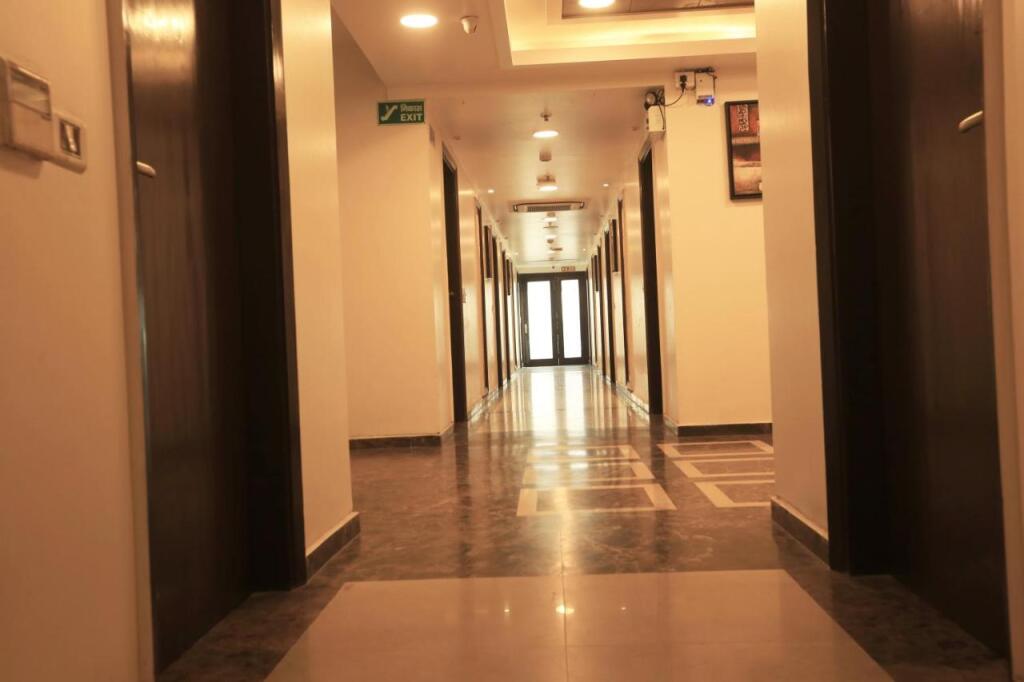 RoseMallow Hotel — фото 1