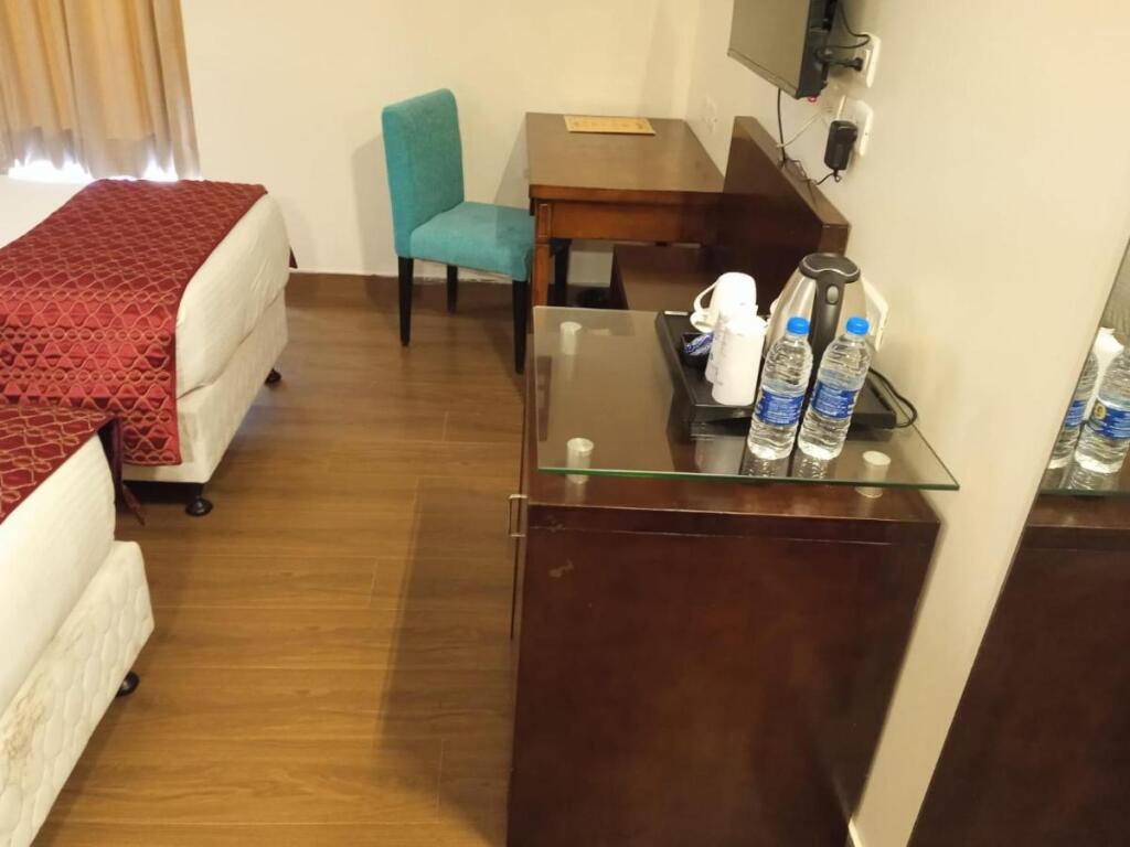 Нью-Дели: RoseMallow Hotel