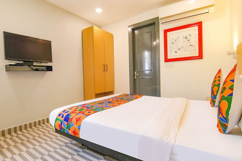 Нью-Дели: FabHotel Chawla House