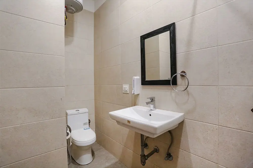 Нью-Дели: FabHotel GK Residency