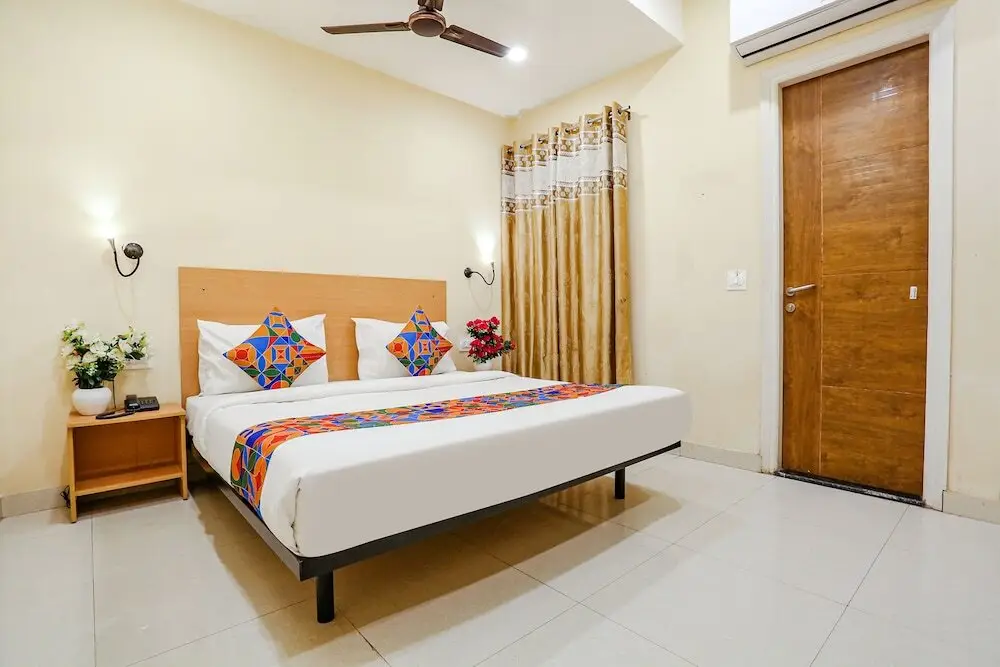 Нью-Дели: FabHotel GK Residency