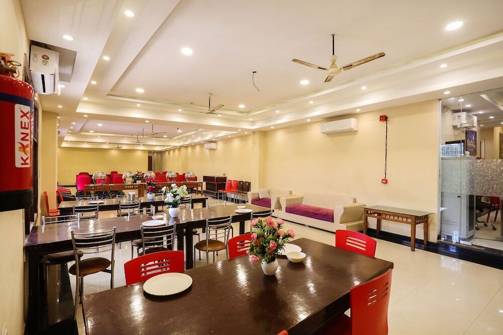 Нью-Дели: FabHotel GK Residency