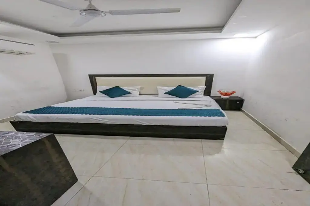 Нью-Дели: Hotel Raaso Inn - Couple Friendly