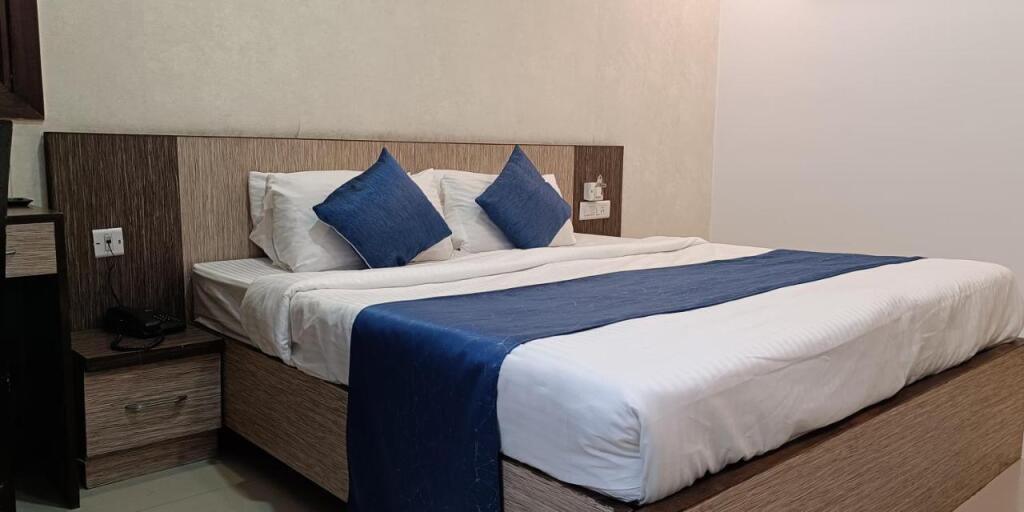 Нью-Дели: Bellmont East Delhi