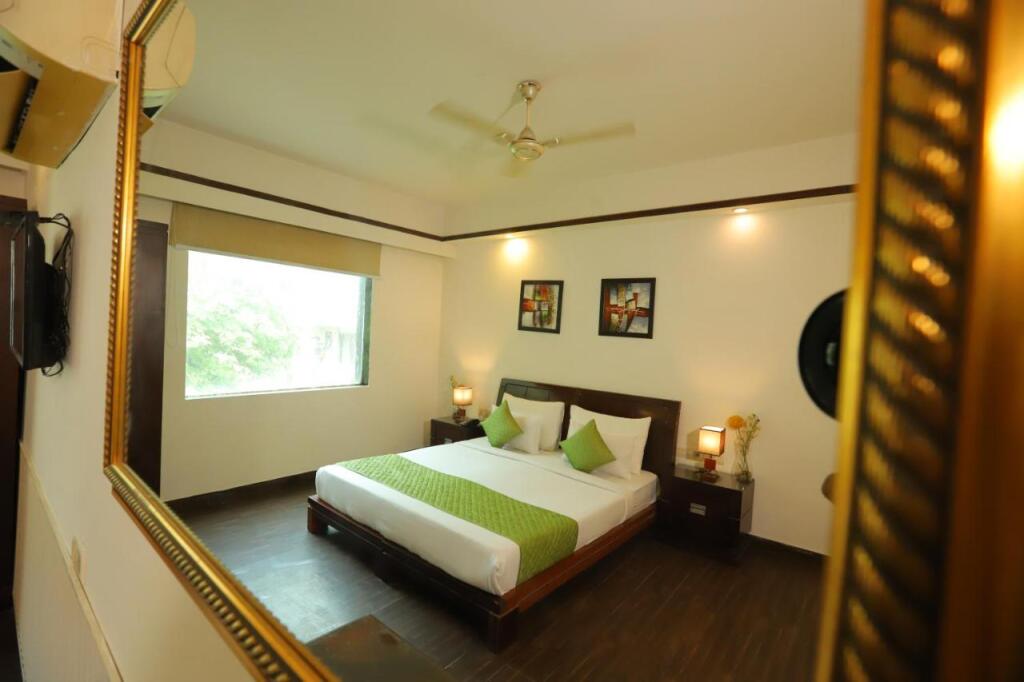 Нью-Дели: The Picasso Residency Hotel BnB