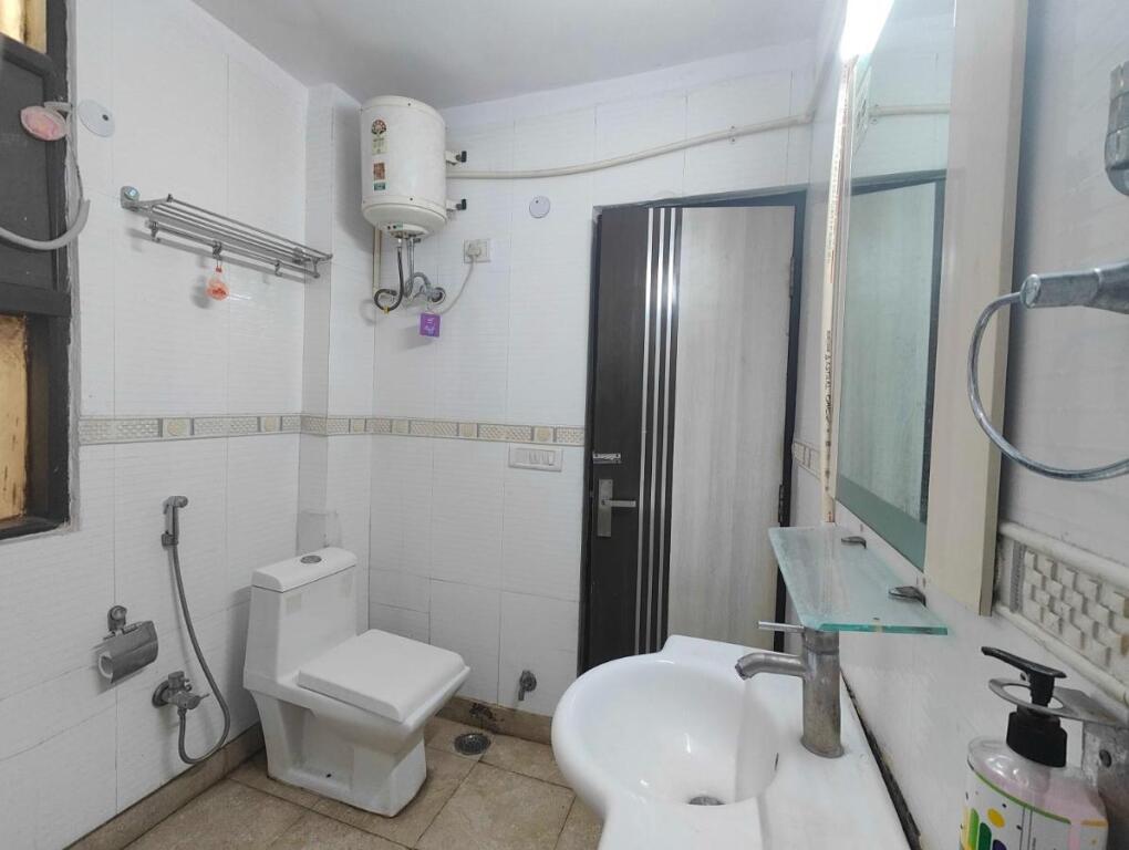 Нью-Дели: Oyo 702757 Hotel Mg