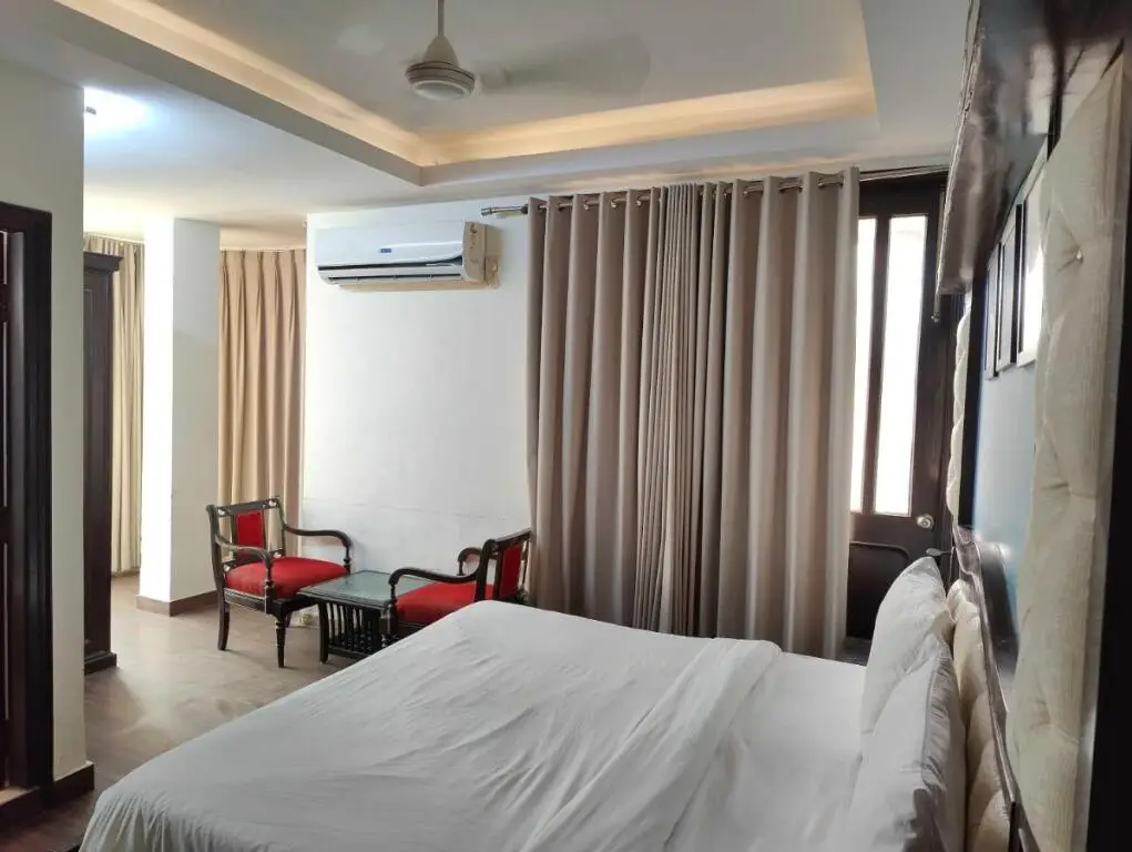 Нью-Дели: Oyo 702757 Hotel Mg