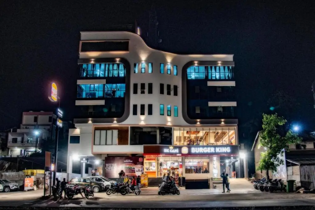 Hotel Jurkis, Kolhapur — фото 1