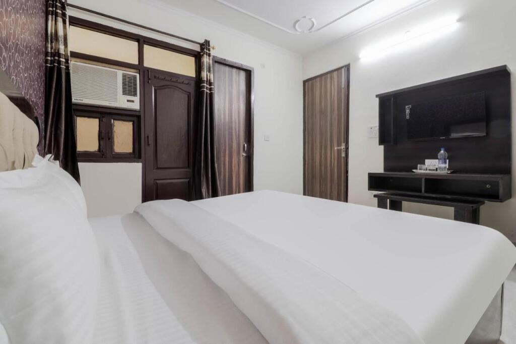 Нью-Дели: Collection O 79212 Dwarka Royal Inn