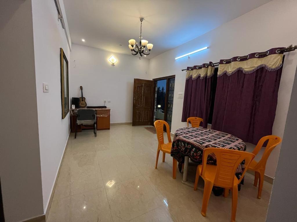 Ути: Rehmans Homestay
