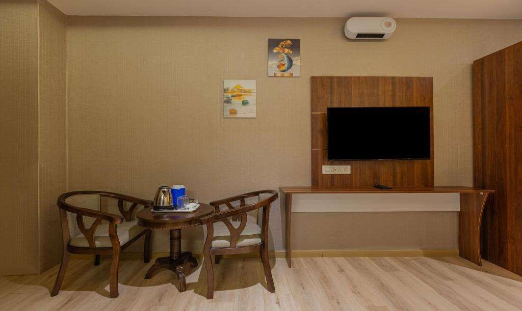Ути: Treebo Windsor Heights