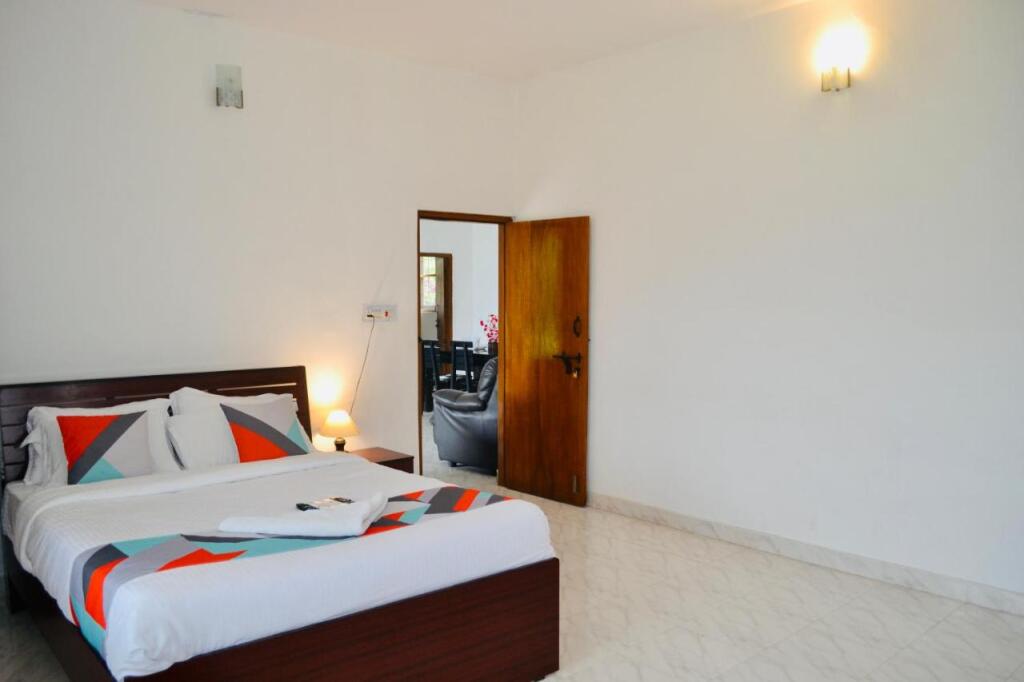 Ути: Safari land and guest house