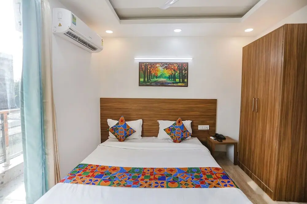 Нойда: Fabhotel Unique Stay