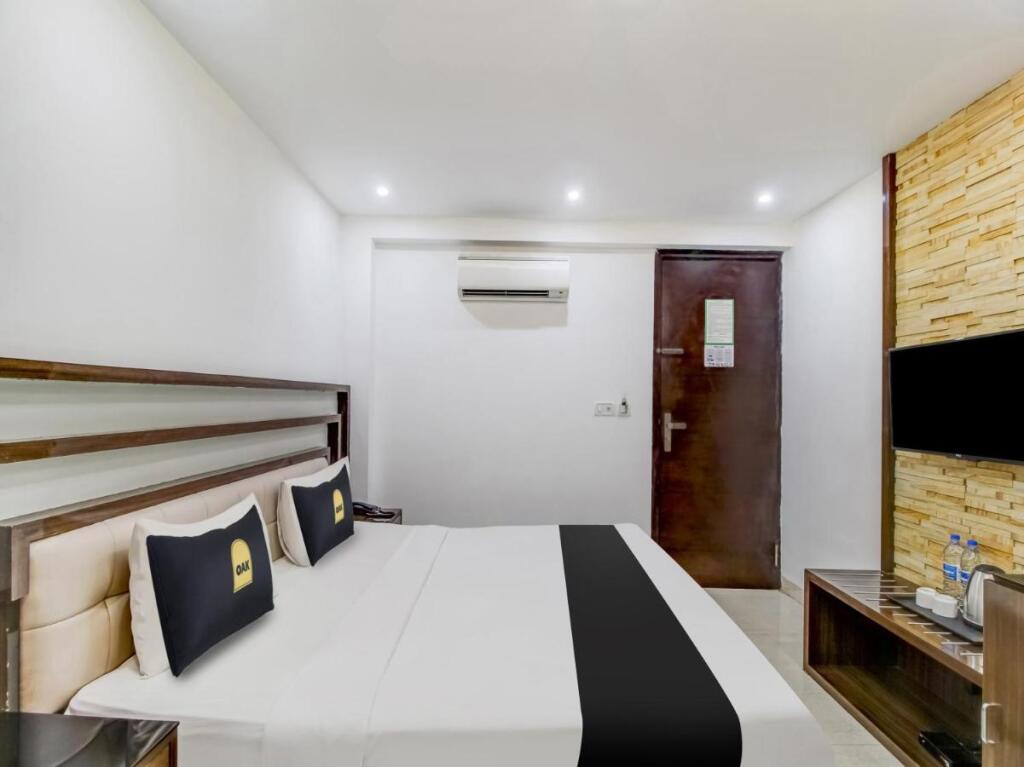 Калангут: Townhouse OAK Hotel Mannat Goa