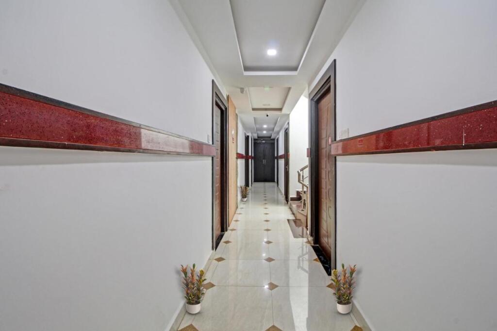 Верем: OYO Flagship 807964 Kavish Residency