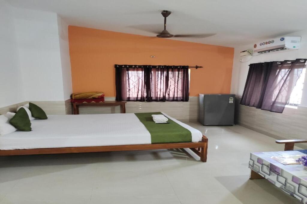 Калангут: OYO 87132 Mahamaya Holiday Inn