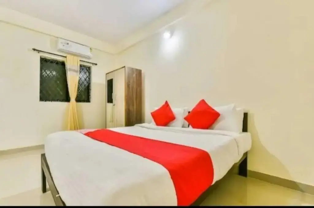 Анджуна: OYO Flagship 804919 R Hotel