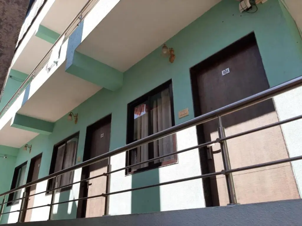 Oyo 87961 Hotel Im-Pact Stays Palace — фото 1