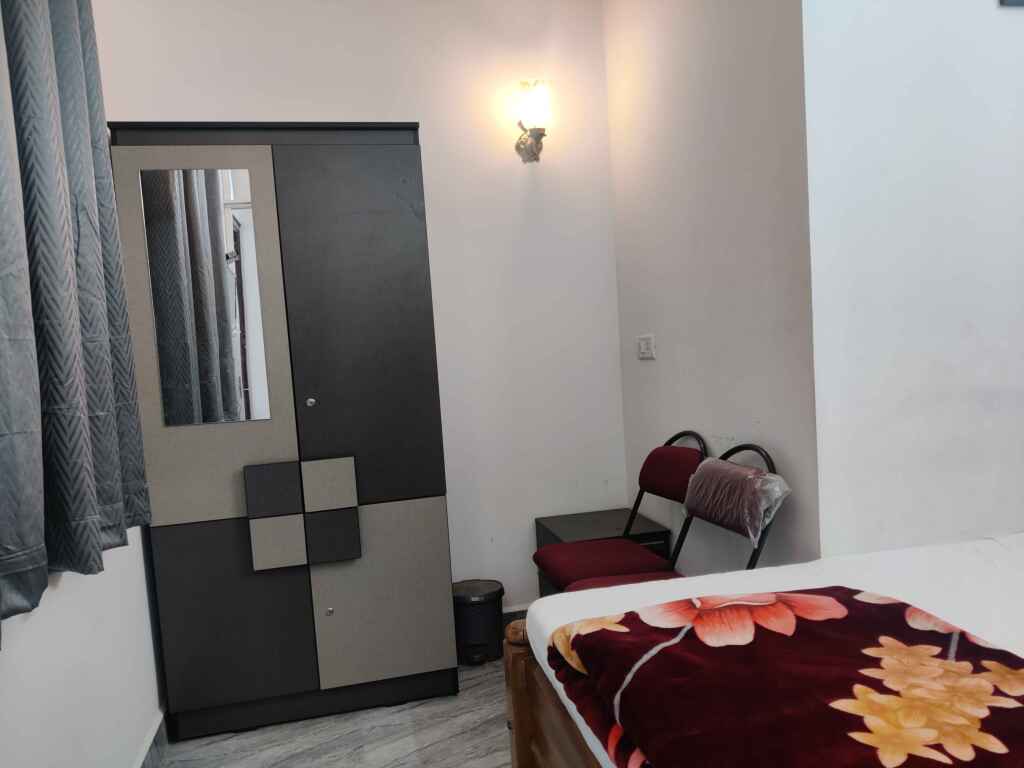 Палани: Guru Vela Homestay