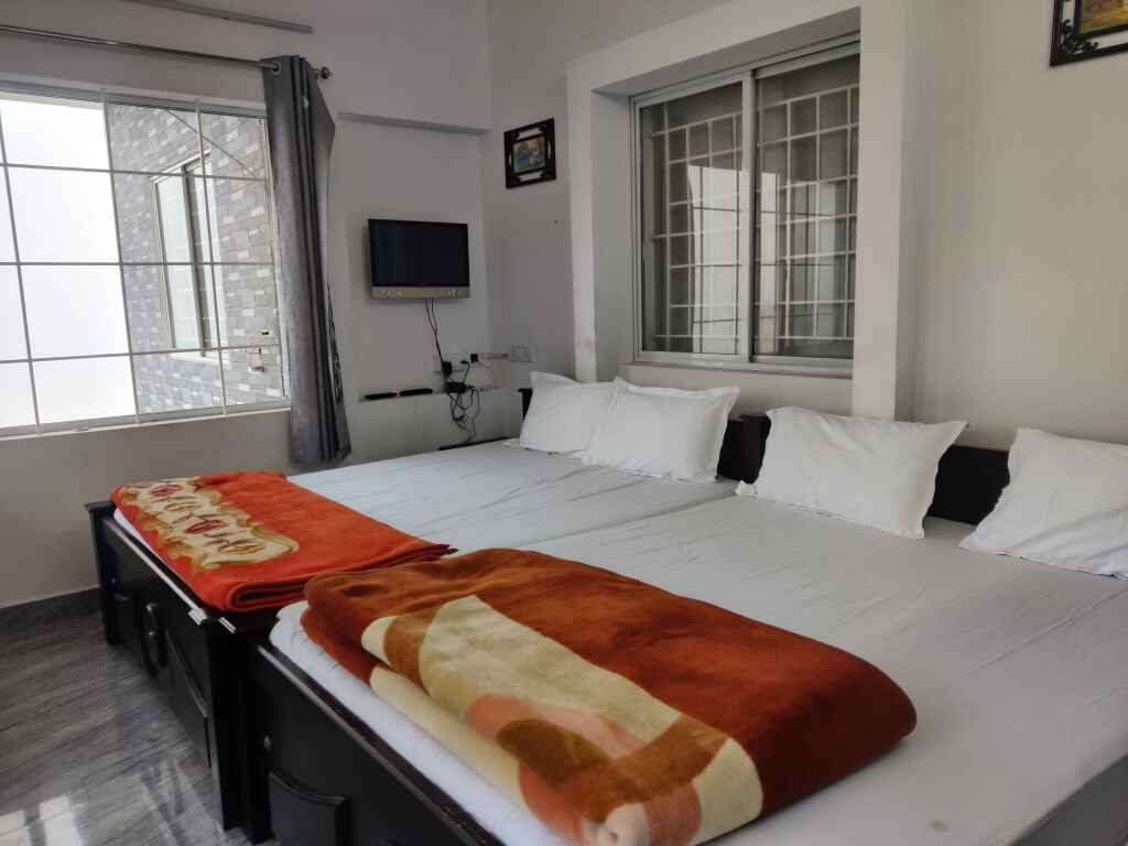 Палани: Guru Vela Homestay