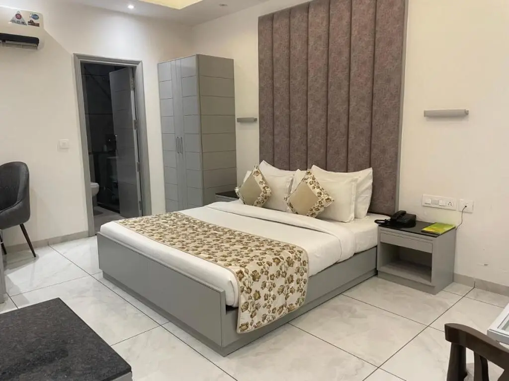Панчкула: Hotel The Saffron