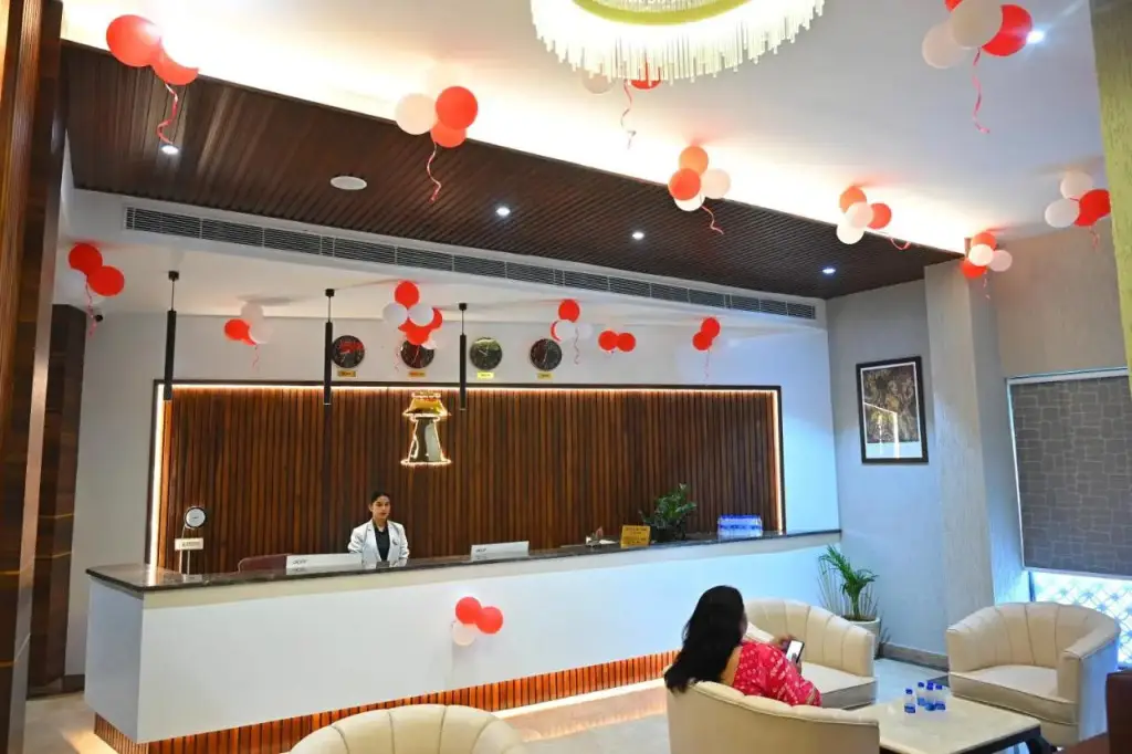 Панчкула: Hotel Lamp Inn