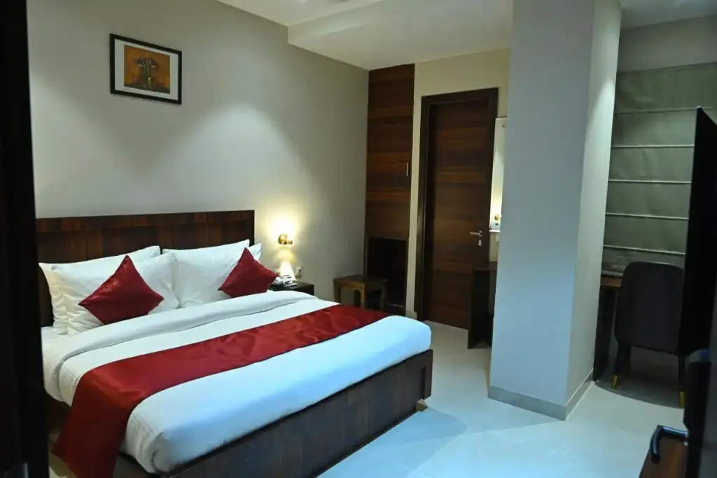 Панчкула: Hotel Lamp Inn