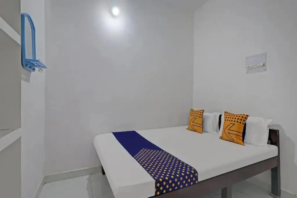 Патна: Spot On 76527 Desh Premi Guest House