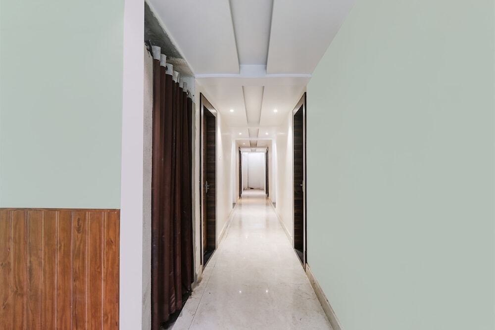 Fabhotel Bless Inn — фото 1