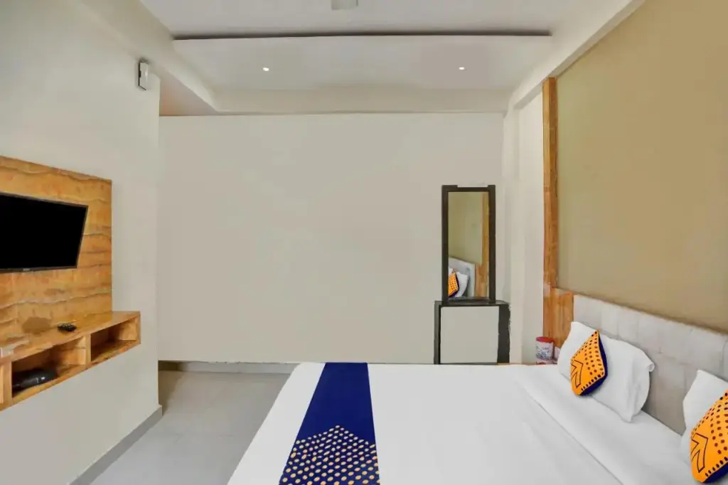 Праяградж: Spot On Hotel Harmony