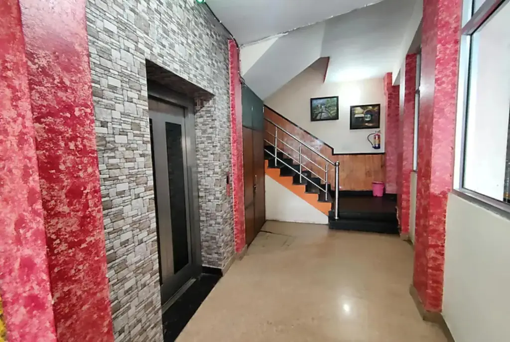 Сукха: Hotel Himadri Almora