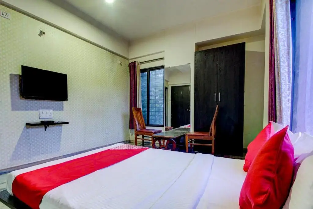 Пуна: OYO Flagship 805380 Gandharva Lodging