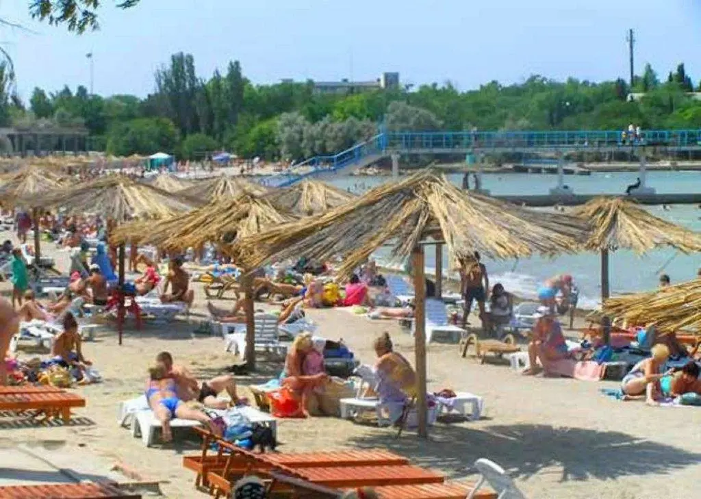 Севастополь: U Morja Na Prospekte Oktyabrskoy Revolyutsii 67 Apartment