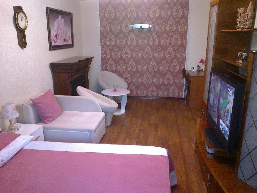 Севастополь: U Morja Na Prospekte Oktyabrskoy Revolyutsii 67 Apartment
