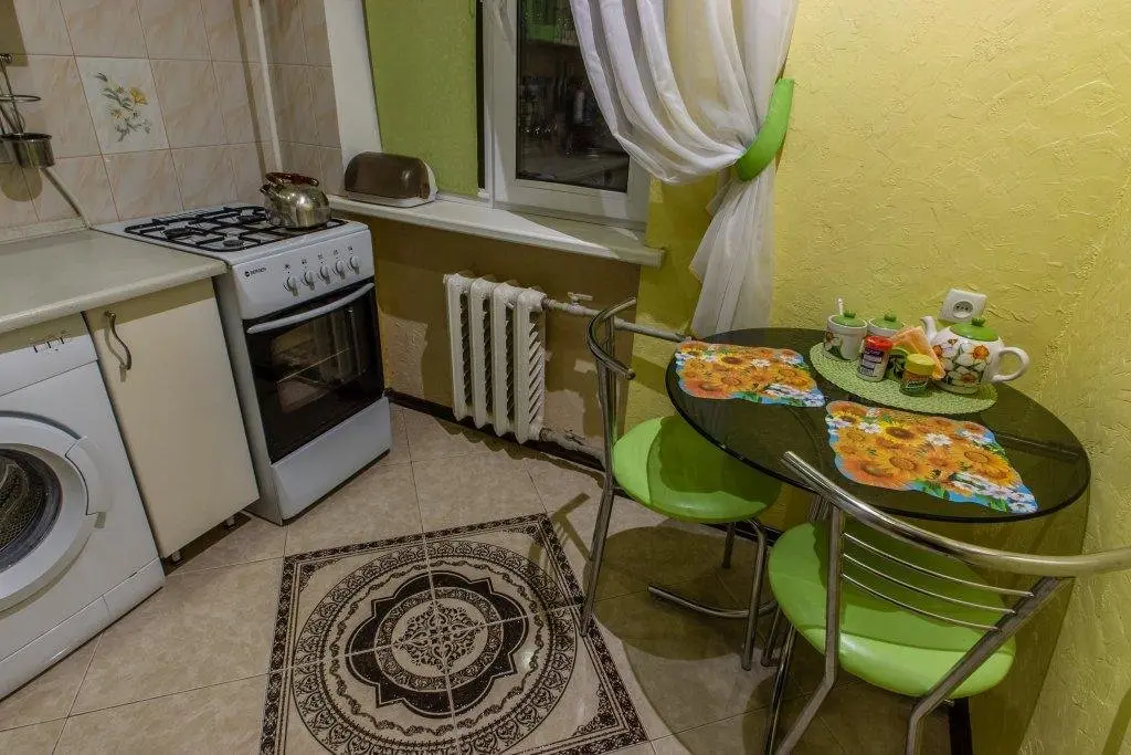 Севастополь: U Morja Na Prospekte Oktyabrskoy Revolyutsii 67 Apartment