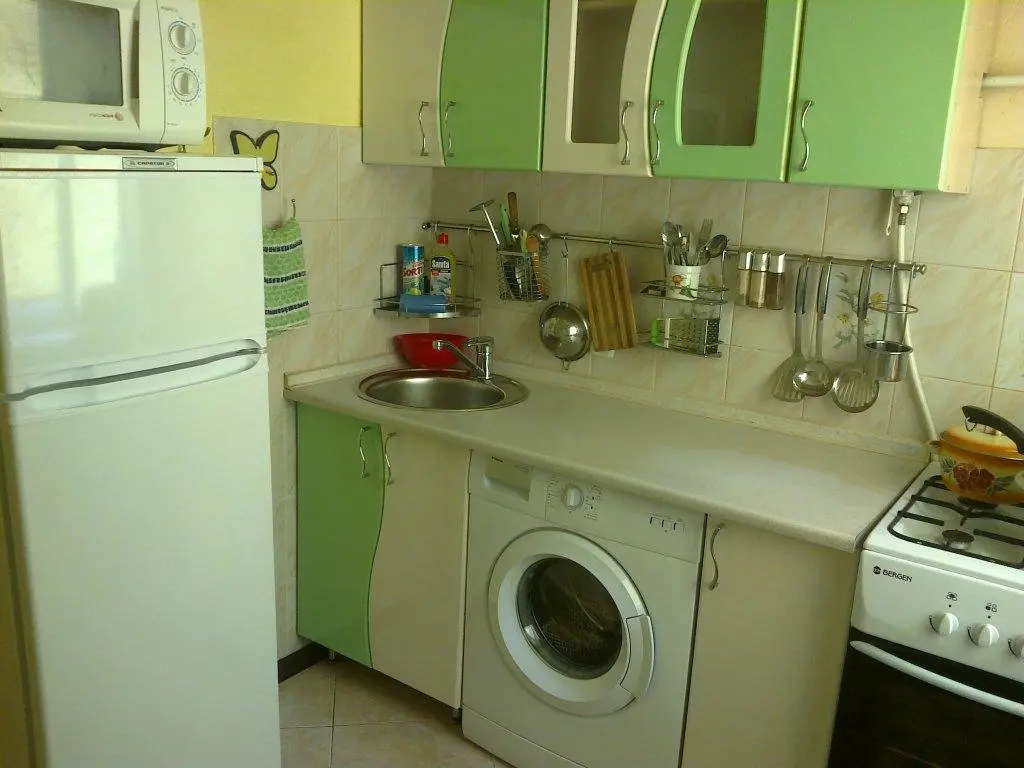 Севастополь: U Morja Na Prospekte Oktyabrskoy Revolyutsii 67 Apartment