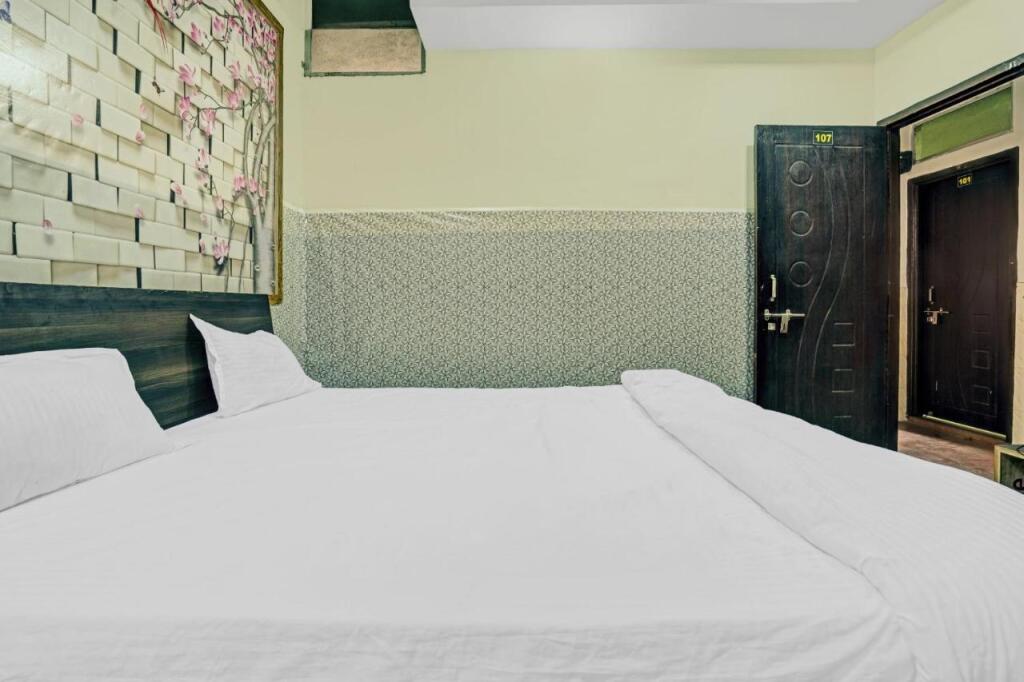 Райпур: OYO Flagship 805571 Hotel New Ss Palace.