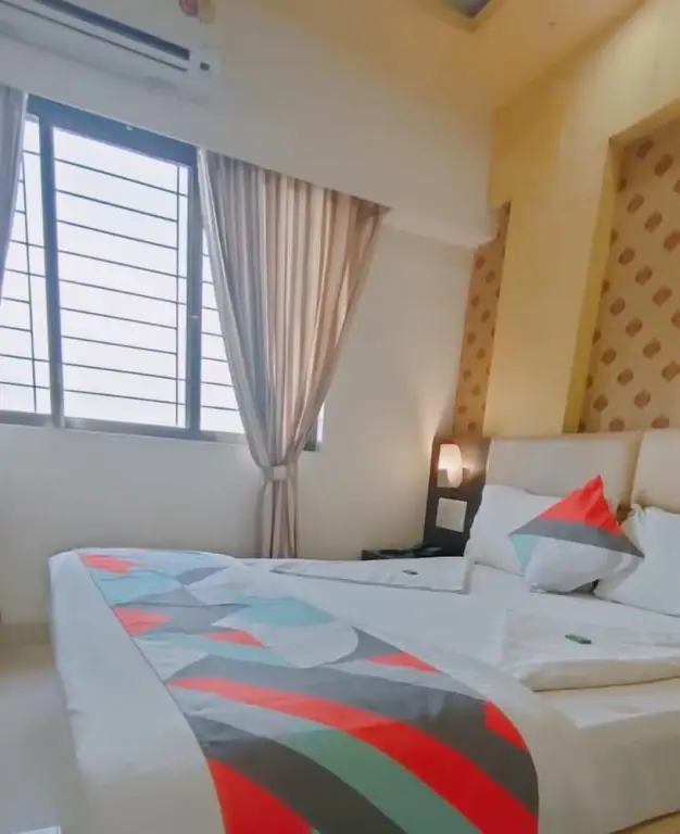 Мумбаи: Hotel Aqua Galaxy