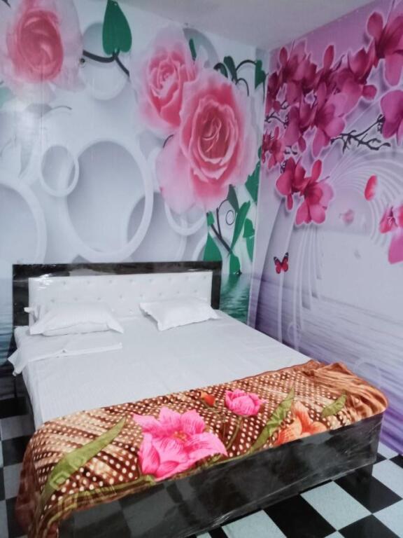 Крепость Ramnagar: OYO 702177 The Diamond Guest House