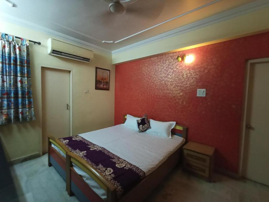 TRS Townhouse Inn — фото 1