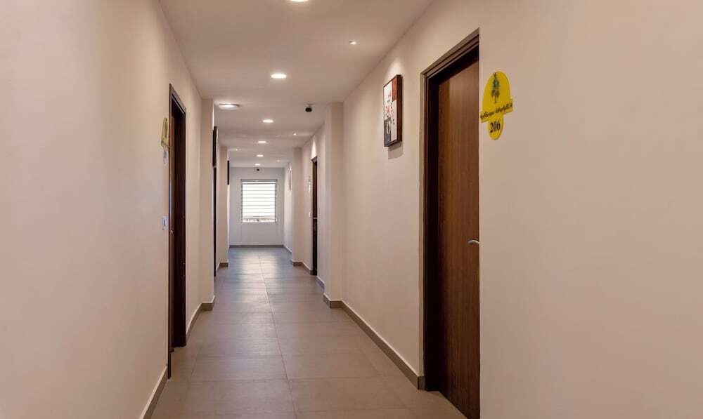 Аллеппи: Treebo vSaffron Regency,Punnamada Lake