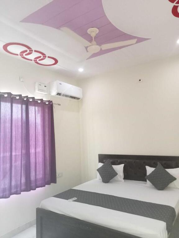Ревари: OYO 91842 Hotel Bliss